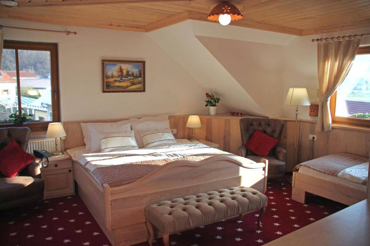 Hotel Planinka Ljubno Exteriör bild